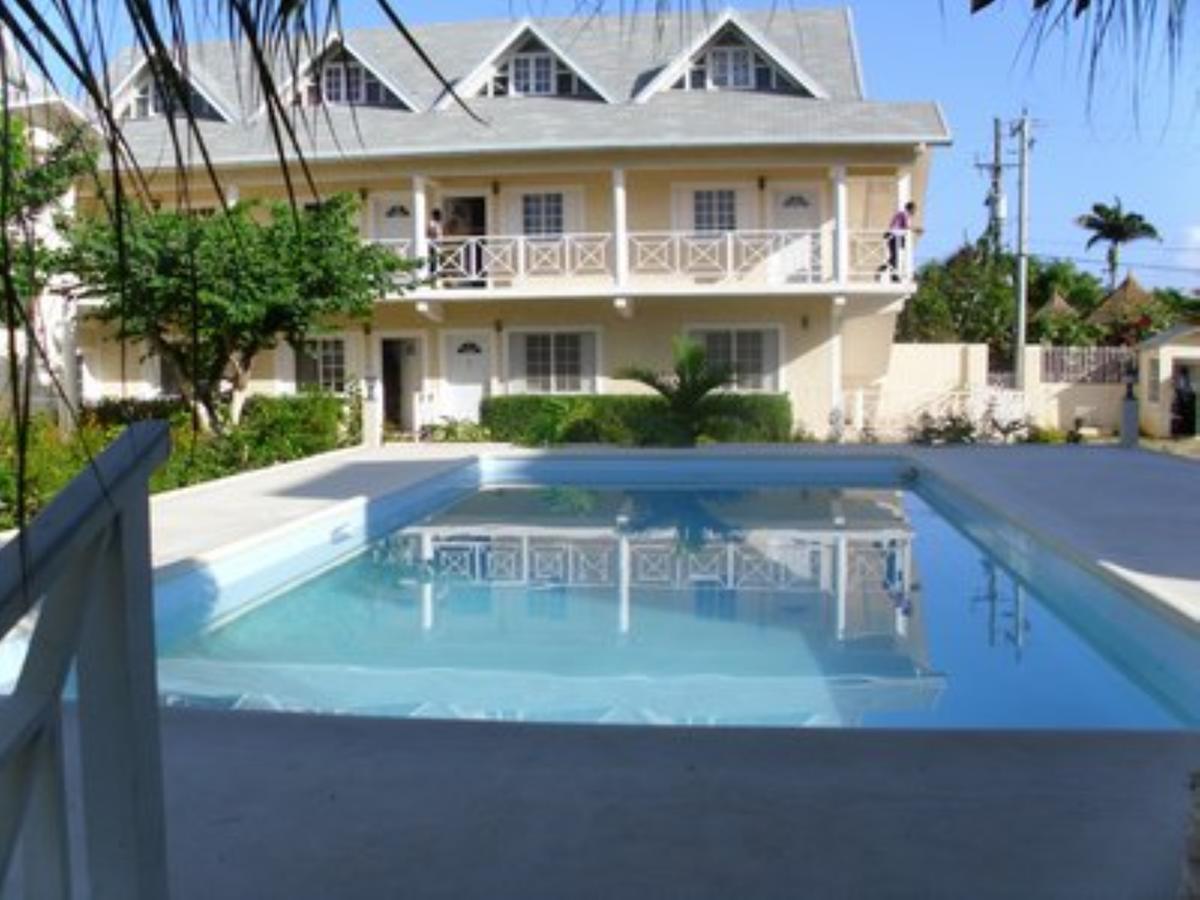 راناوي باي Club Caribbean Court Apartments المظهر الخارجي الصورة